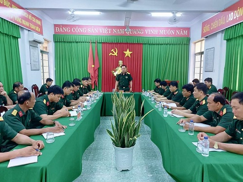 Bộ Chỉ huy Quân sự tỉnh Trà Vinh kiểm tra công tác sẵn sàng chiến đấu tại Ban Chỉ huy Quân sự thị xã Duyên Hải.