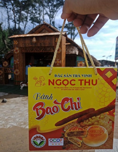 Bánh bao chỉ (Hộ kinh doanh Võ Thành Khá - Tiệm bánh Ngọc Thu, Phường 2, thị xã Duyên Hải) được công nhận đạt OCOP 3 sao năm 2019.
