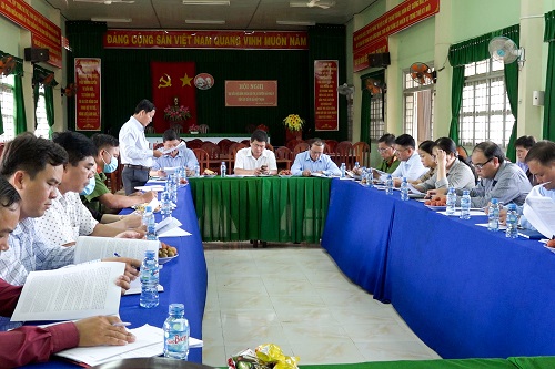 Thị ủy Duyên Hải kiểm tra tình hình thực hiện Nghị quyết 6 tháng đầu năm tại xã Hiệp Thạnh
